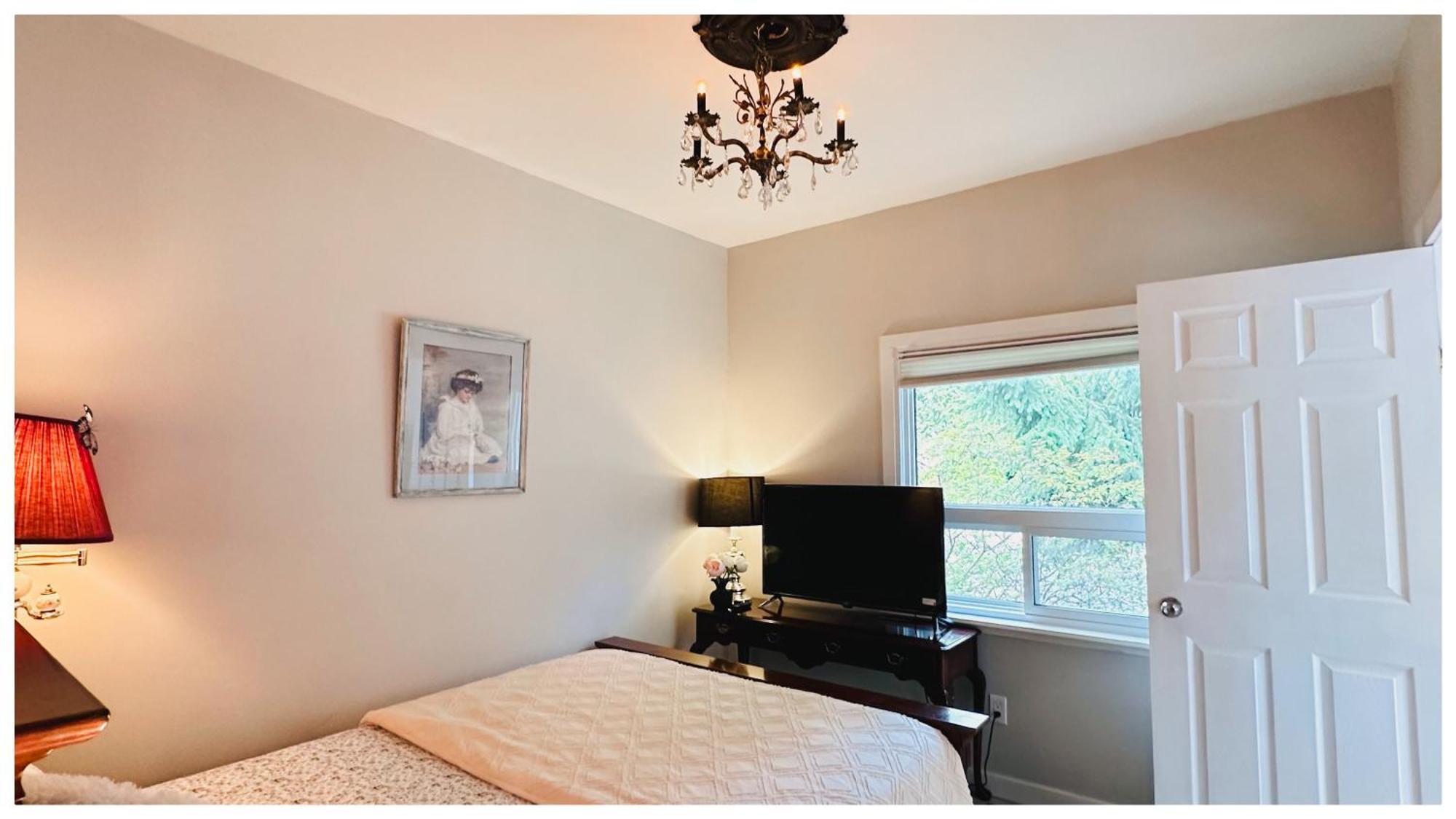 The Stays - Private Cozy 1 Bhr Apt On Main Floor Toronto Eksteriør bilde